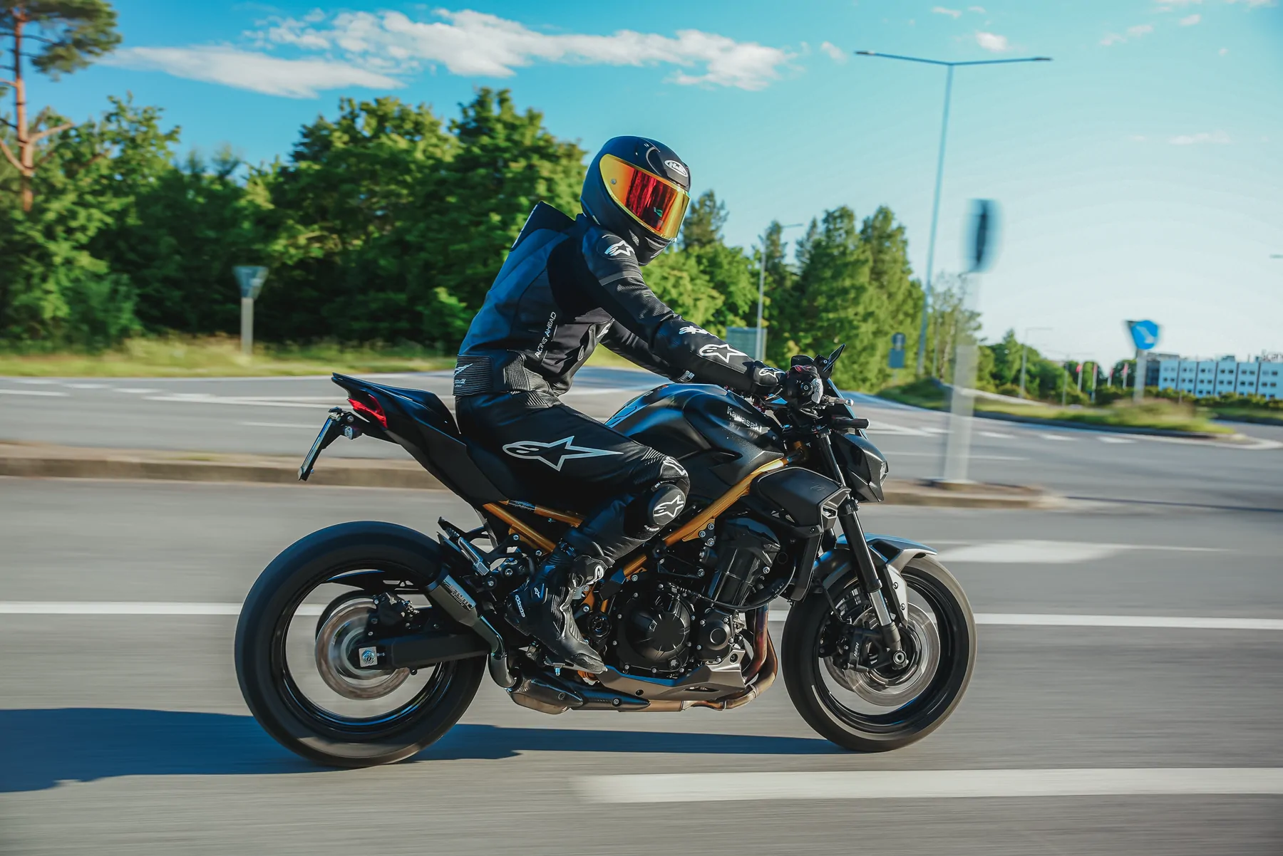 Motorcykel i rörelse